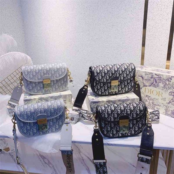 christian wholesale summer saddle atmosphere simple summer essential women's yw designer handbag bags wro7
christian wholesale summer saddle atmosphere simple summer essential women's yw designer handbag bags wro7