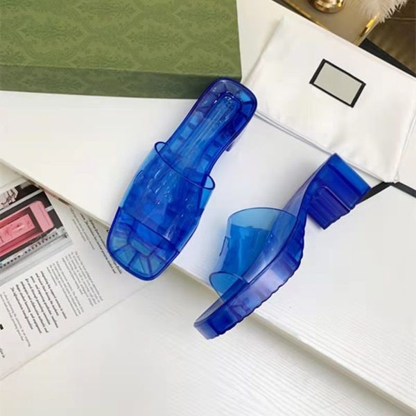 2021 the latest women's slippers sandals super fashion transparent jelly shoes luxury custom logo comfortable and beautiful 35--41, Black
2021 the latest women's slippers sandals super fashion transparent jelly shoes luxury custom logo comfortable and beautiful 35--41, Black