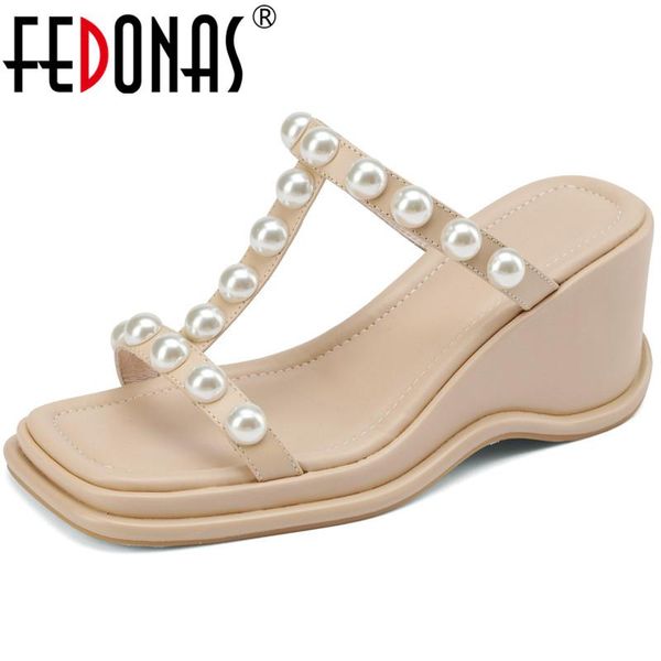 pearl decoration female women slipper genuine leather elegant wedged platform shoes woman summer party prom sandal dress, Black
pearl decoration female women slipper genuine leather elegant wedged platform shoes woman summer party prom sandal dress, Black