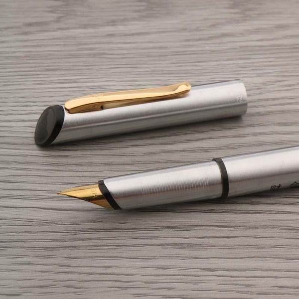 fountain pens hero 66 pen stainless steel retro finance business office school supplies golden ink
fountain pens hero 66 pen stainless steel retro finance business office school supplies golden ink