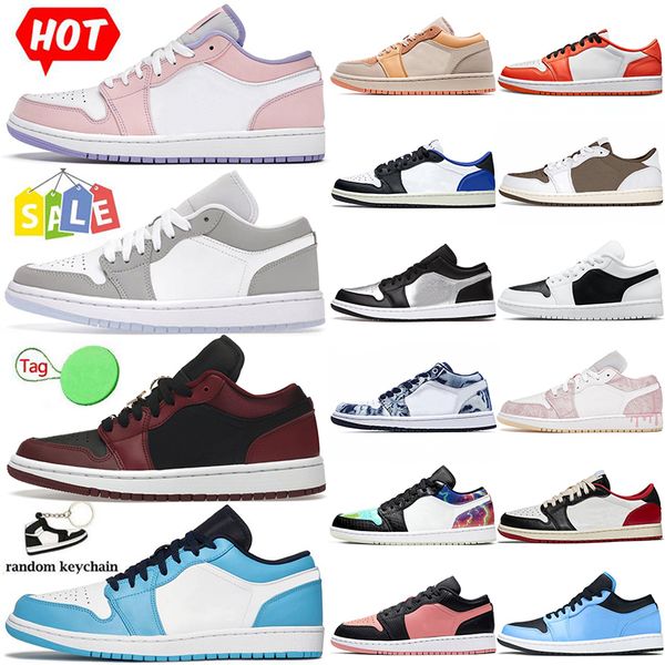 with socks 2022 arrivals women mens jumpman 1 low basketball shoes 1s wolf grey panda arctic punch royal bred toe starfish trainers sneakers, White;red
with socks 2022 arrivals women mens jumpman 1 low basketball shoes 1s wolf grey panda arctic punch royal bred toe starfish trainers sneakers, White;red