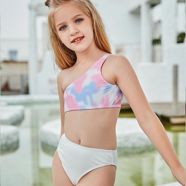 women's swimwear 2021 girls swimsuit floral bikini set slanted shoulder split children's summer beach wear bathing suit, White;black
women's swimwear 2021 girls swimsuit floral bikini set slanted shoulder split children's summer beach wear bathing suit, White;black