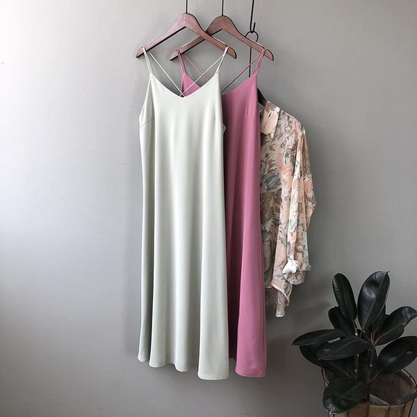 casual dresses yeeloca super fairy french retro long strap dress 2021 summer solid mid-calf vestidos korean female elegant sexy, Black;gray
casual dresses yeeloca super fairy french retro long strap dress 2021 summer solid mid-calf vestidos korean female elegant sexy, Black;gray