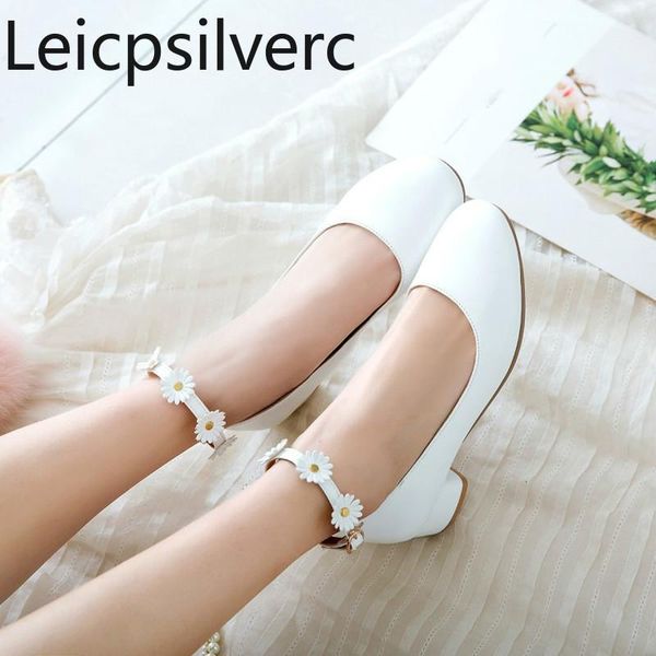 dress shoes pumps spring and autumn fashion flower round head shallow mouth buckle thick heel low-heeled women's shoe plus size 29-45, Black
dress shoes pumps spring and autumn fashion flower round head shallow mouth buckle thick heel low-heeled women's shoe plus size 29-45, Black