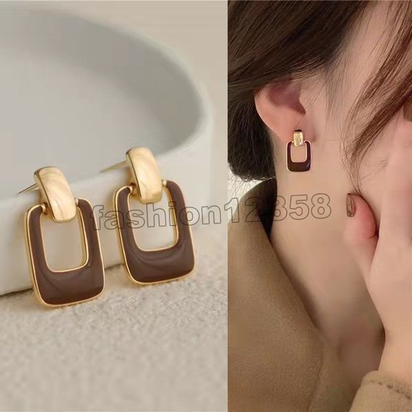 autumn winter new brown dangle earrings vintage matte drop earrings for women metal fashion statement dangle earring 2022 trend jewelry, Silver
autumn winter new brown dangle earrings vintage matte drop earrings for women metal fashion statement dangle earring 2022 trend jewelry, Silver