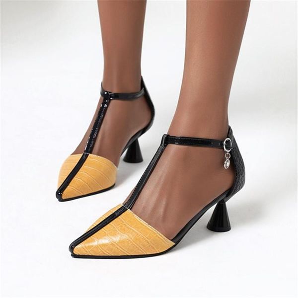 fashion snake print strange high heels t strap sandals 2021 summer pointed toe rome party office lady shoes plus size 43, Black
fashion snake print strange high heels t strap sandals 2021 summer pointed toe rome party office lady shoes plus size 43, Black
