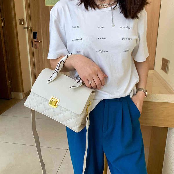 winter small bag women's new fashion silk scarf portable style simple messenger purse_outlet_8ai8
winter small bag women's new fashion silk scarf portable style simple messenger purse_outlet_8ai8