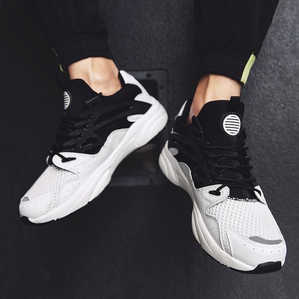 2020 light men running shoes new korean casual sports breathable men's shoes wear-resistant jogging men sport shoesf6 black white 
2020 light men running shoes new korean casual sports breathable men's shoes wear-resistant jogging men sport shoesf6 black white