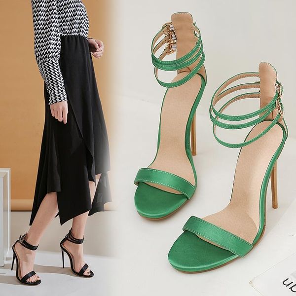 dress shoes 2021 women sandals pumps fashion wedding party heels female plus size 43, Black
dress shoes 2021 women sandals pumps fashion wedding party heels female plus size 43, Black