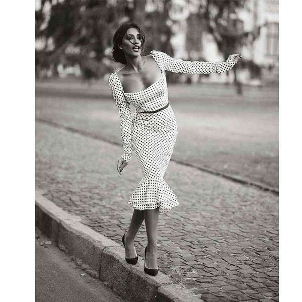 midi elegant white knotted strap pencil polka-dot mermaid hem summer dress women slim bodycon office lady ruffle dresses, Black;gray
midi elegant white knotted strap pencil polka-dot mermaid hem summer dress women slim bodycon office lady ruffle dresses, Black;gray
