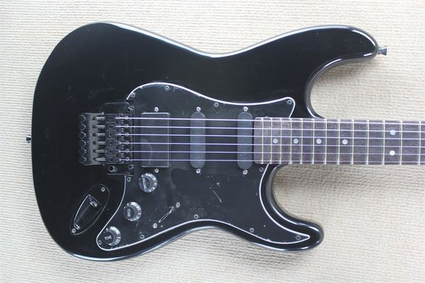st electric guitar rosewood fingerboard black tortoise shell gold hardware guitarar
st electric guitar rosewood fingerboard black tortoise shell gold hardware guitarar