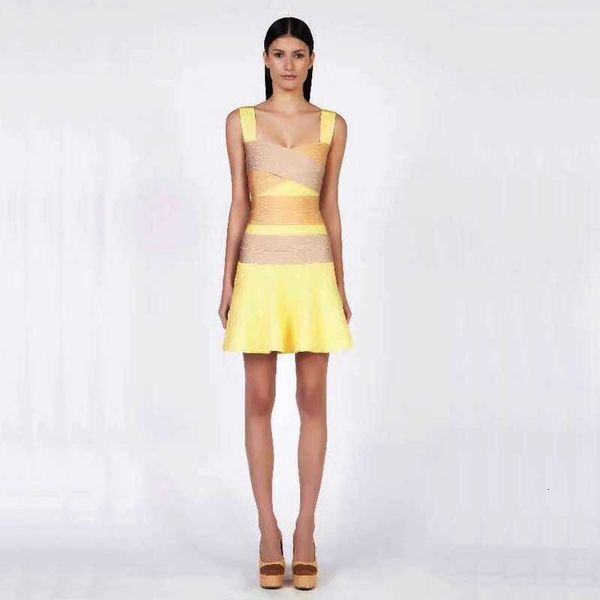 attacked woman dressed yellow colors mixed spaghetti belt fashion celebrity boutique cocktail party dress bandage, Black;gray
attacked woman dressed yellow colors mixed spaghetti belt fashion celebrity boutique cocktail party dress bandage, Black;gray