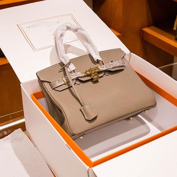 7a+tote bag handmade togo luxury designer handbags imitation brands classic fashion women purse cowhide leather pochette clutch with orange
7a+tote bag handmade togo luxury designer handbags imitation brands classic fashion women purse cowhide leather pochette clutch with orange