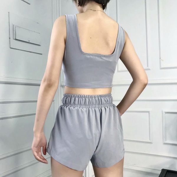 women's tracksuits 2pcs set womens jogger bra crop tank vest+shorts pants 2021 ladies jogging solid color two pieces tracksuit, Gray
women's tracksuits 2pcs set womens jogger bra crop tank vest+shorts pants 2021 ladies jogging solid color two pieces tracksuit, Gray