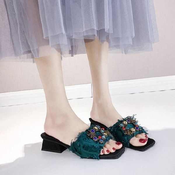 slippers fashion mid-heel exquisite rhinestone color matching open-toed elegant ladies summer style outer wear., Black
slippers fashion mid-heel exquisite rhinestone color matching open-toed elegant ladies summer style outer wear., Black