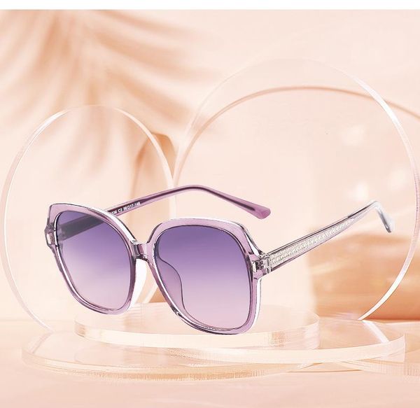 polarized sunglasses women's fashion online celebrity with flexible core in the big box, White;black
polarized sunglasses women's fashion online celebrity with flexible core in the big box, White;black