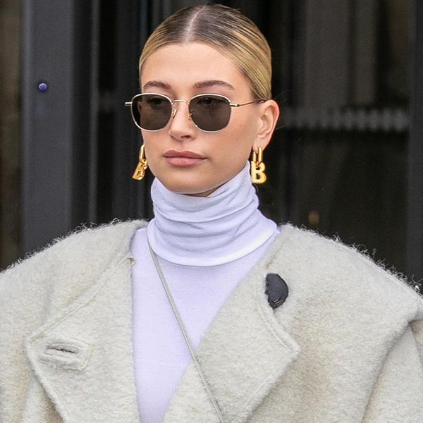 peri'sbox 2 sizes thick letter b dangle earrings for women bold gold color geometrical initial hanging celebrity style & chandelier, Silver 
peri'sbox 2 sizes thick letter b dangle earrings for women bold gold color geometrical initial hanging celebrity style & chandelier, Silver