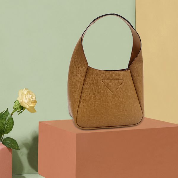 75% off luxury handbag 2021 new women's leather head, cowhide vegetable basket, bag, large capacity, one shoulder, hand-held underarm b
75% off luxury handbag 2021 new women's leather head, cowhide vegetable basket, bag, large capacity, one shoulder, hand-held underarm b