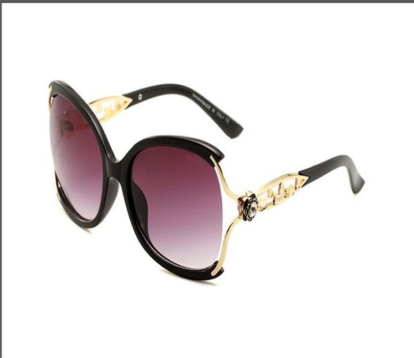 2021 designer sunglasses men's and women's glasses outdoor shade pc frame fashion classic ladies mirror, White;black
2021 designer sunglasses men's and women's glasses outdoor shade pc frame fashion classic ladies mirror, White;black