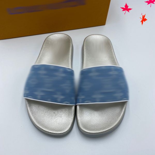 2021 slipper designer slide summer sandals fashion men beach indoor flat flip flops leather luxurys shoes mens slippers with box size 39-45, Black
2021 slipper designer slide summer sandals fashion men beach indoor flat flip flops leather luxurys shoes mens slippers with box size 39-45, Black