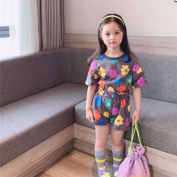 summer cute baby girls floral clothes set fashion cotton children short sleeve tee and shorts 2pcs 210615, White
summer cute baby girls floral clothes set fashion cotton children short sleeve tee and shorts 2pcs 210615, White