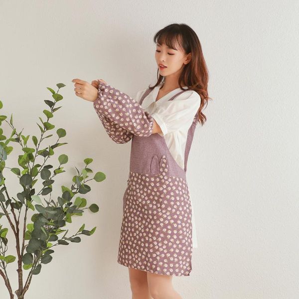 floral small fresh apron home kitchen fashion female cute japanese korean version waterproof and oil-proof princess skirt work aprons
floral small fresh apron home kitchen fashion female cute japanese korean version waterproof and oil-proof princess skirt work aprons