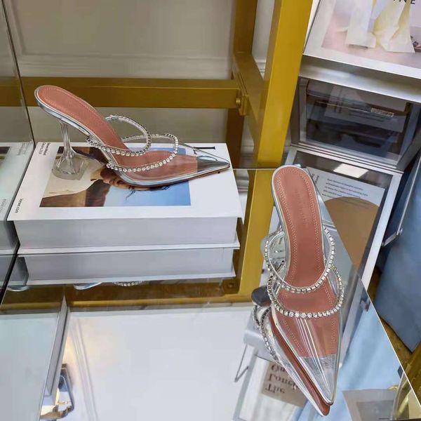 fashion shoes amina italy muaddi gilda 95mm crystal-embellished pumps cinderella transparent clear pvc high sculpted heel, Black
fashion shoes amina italy muaddi gilda 95mm crystal-embellished pumps cinderella transparent clear pvc high sculpted heel, Black