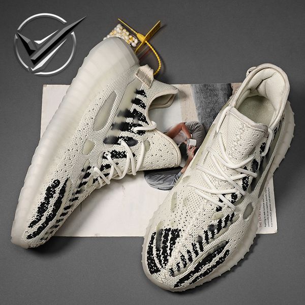 large men's coconut 2021 autumn new soft soled fashion sports flying woven grey breathable mesh shoes, Black
large men's coconut 2021 autumn new soft soled fashion sports flying woven grey breathable mesh shoes, Black