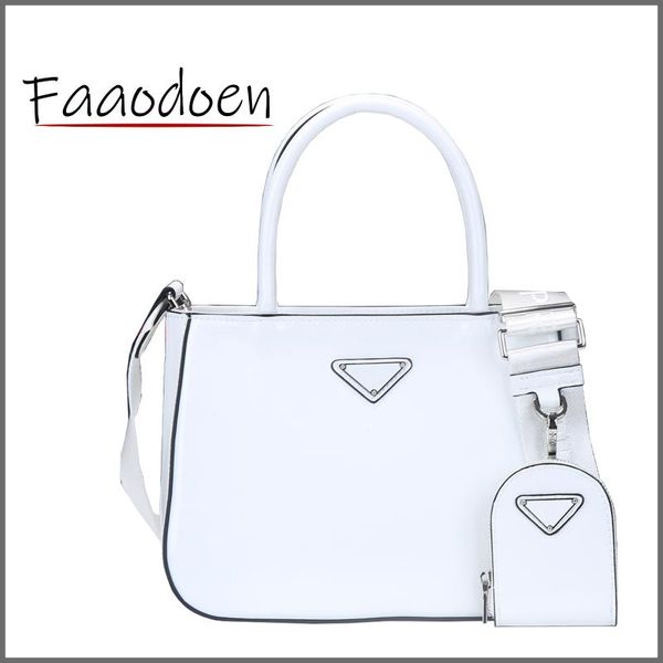cosmetic bags & cases 2021 luxury rivet chain bag, design, leather messenger single shoulder small square bag
cosmetic bags & cases 2021 luxury rivet chain bag, design, leather messenger single shoulder small square bag