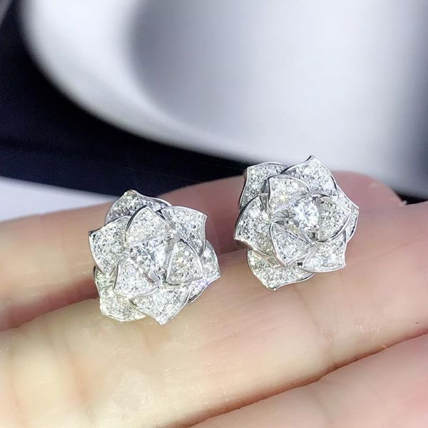 charm flowre lab diamond cz stud earring 925 sterling silver engagement wedding earrings for women bridal gemstone party jewelry, Golden;silver
charm flowre lab diamond cz stud earring 925 sterling silver engagement wedding earrings for women bridal gemstone party jewelry, Golden;silver