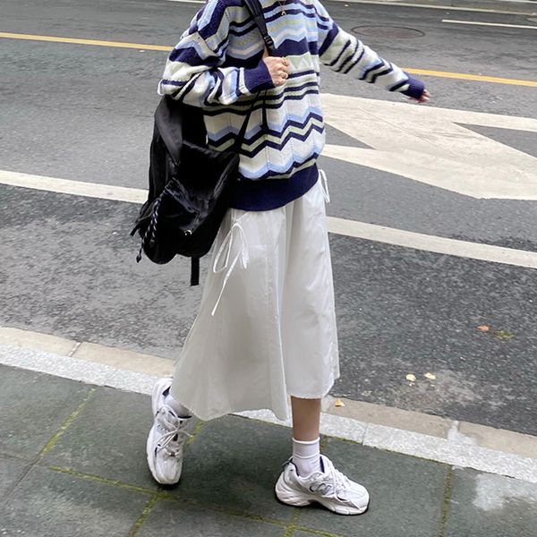 2021 Autumn Winter Women Pullovers And Sweaters Jumper preppy style wave stripe Warm Female knitted Sweater (F1431), White;black
2021 Autumn Winter Women Pullovers And Sweaters Jumper preppy style wave stripe Warm Female knitted Sweater (F1431), White;black