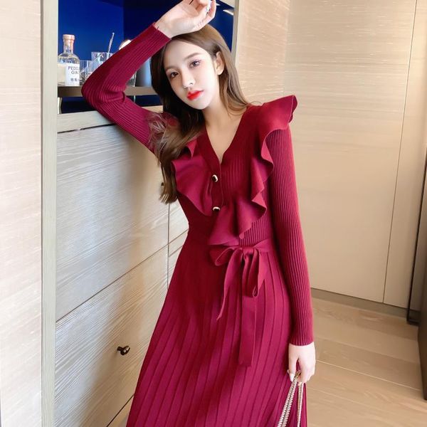 casual dresses 2021 autumn winter vintage elegant v-neck female thicken knit dress slim full sleeve ruffles women sweater vestidos, Black;gray
casual dresses 2021 autumn winter vintage elegant v-neck female thicken knit dress slim full sleeve ruffles women sweater vestidos, Black;gray