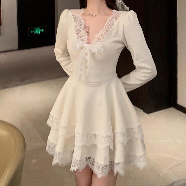 casual dresses autumn and winter lace mini dress women long-sleeved korean fashion v-neck stitching short vestidos, Black;gray
casual dresses autumn and winter lace mini dress women long-sleeved korean fashion v-neck stitching short vestidos, Black;gray