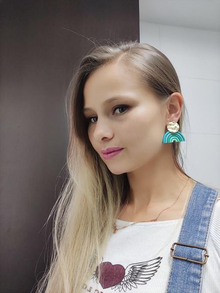 stud 2021 trend multi-color handmade rainbow polymer clay drop dangle unusual geometric earrings for women statement jewelry, Golden;silver
stud 2021 trend multi-color handmade rainbow polymer clay drop dangle unusual geometric earrings for women statement jewelry, Golden;silver