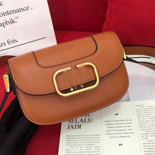 flap crossbody bags ladies messagner handbag retro saddle bag samll wallet gold v-shaped buckle textured leather
flap crossbody bags ladies messagner handbag retro saddle bag samll wallet gold v-shaped buckle textured leather