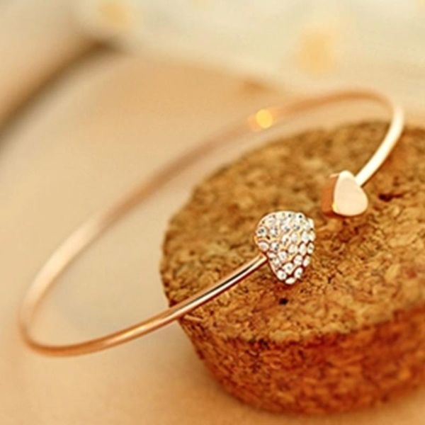 bangle 2021 double love heart fashion bracelet jewelry exquisite women micro inlay zircon for accessories, Black
bangle 2021 double love heart fashion bracelet jewelry exquisite women micro inlay zircon for accessories, Black