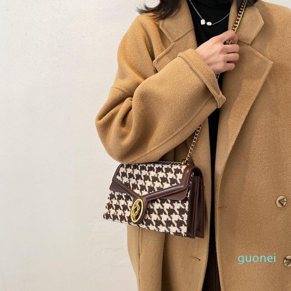 designer- plaid chain small square bag fashion personalized bag women's shoulder bag 2021 
designer- plaid chain small square bag fashion personalized bag women's shoulder bag 2021