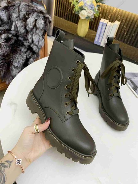 luxury designer boots women winter sock boot letter chain leather louiings shoes flat mid high heel vutton asxzaa, Black
luxury designer boots women winter sock boot letter chain leather louiings shoes flat mid high heel vutton asxzaa, Black