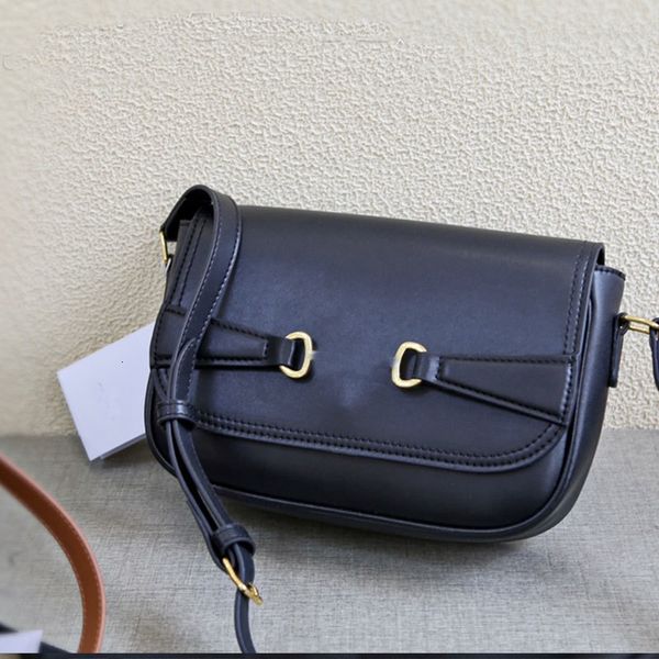 women saddle bag genuine leather wallet lady flip crossbody handbag with long shoulder starp
women saddle bag genuine leather wallet lady flip crossbody handbag with long shoulder starp