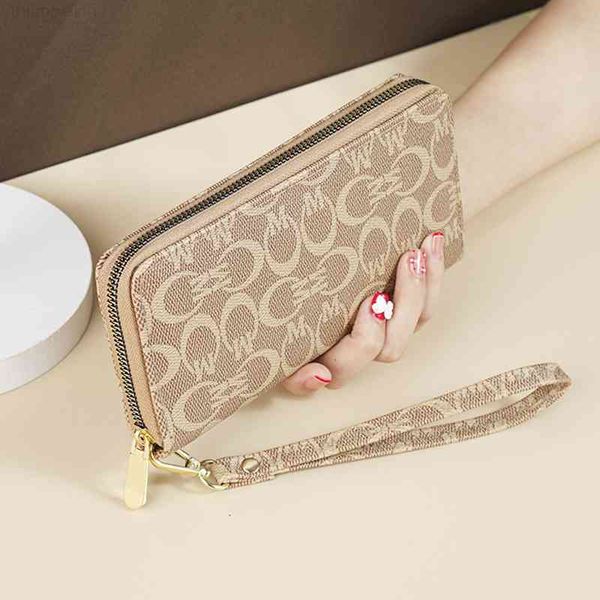 wallet women's long 2021 korean zipper handbag multi card position large capacity printed mobile phone bag women, Red;black
wallet women's long 2021 korean zipper handbag multi card position large capacity printed mobile phone bag women, Red;black