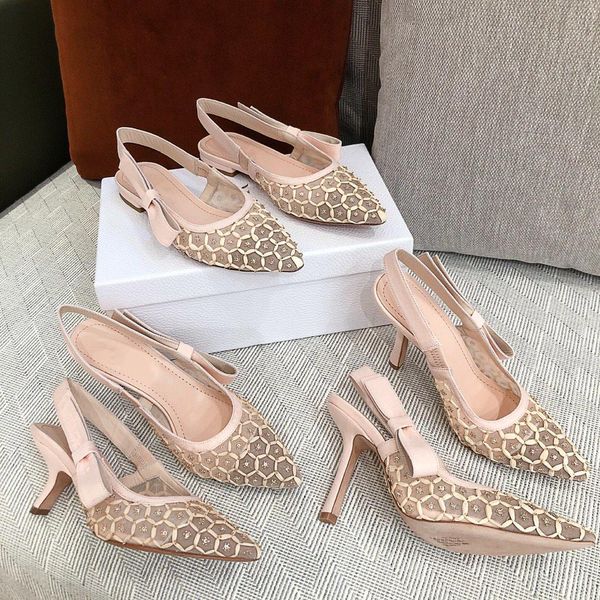 2021ss quality new arrival women sandals genuine leather 2 colors womens sandal highs heel studded fashion trend popular woman banquet weddi, Black
2021ss quality new arrival women sandals genuine leather 2 colors womens sandal highs heel studded fashion trend popular woman banquet weddi, Black