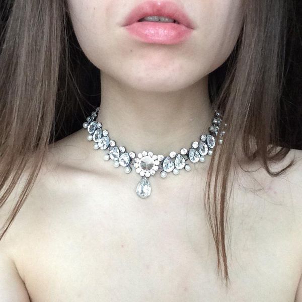 chokers 7 colors 2021 fashion collar crystal necklace pendant flower luxury choker maxi jewelry wholesale for women girl party, Golden;silver
chokers 7 colors 2021 fashion collar crystal necklace pendant flower luxury choker maxi jewelry wholesale for women girl party, Golden;silver
