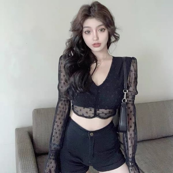 tee black autumn lace to the goth short v-neck female design halter chiffon elegant shirt, White
tee black autumn lace to the goth short v-neck female design halter chiffon elegant shirt, White