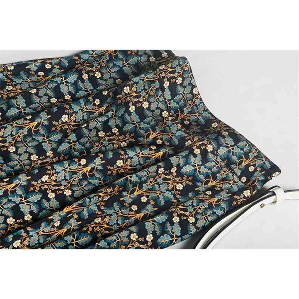 skirt japanese light luxury elegant one-step , retro printing, fashionable and versatile, heavy weight satin silk skirt for women, Black
skirt japanese light luxury elegant one-step , retro printing, fashionable and versatile, heavy weight satin silk skirt for women, Black