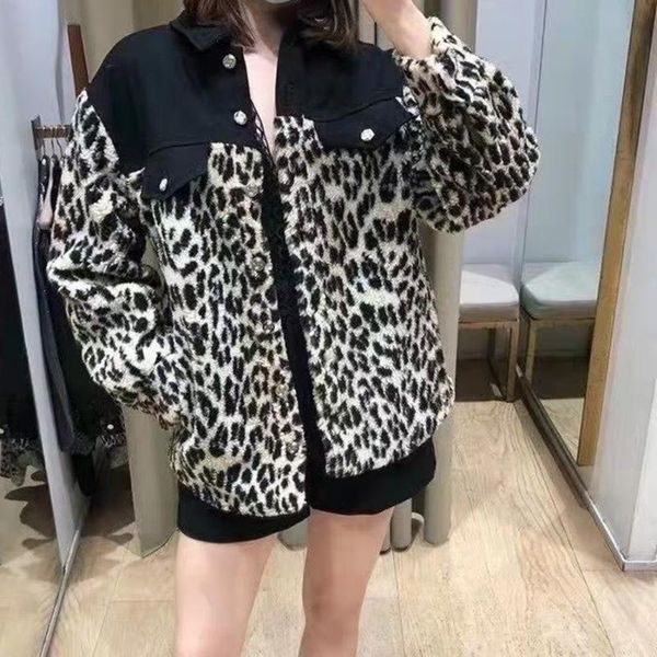 fadan 2021 autumn and winter women's lapel denim leopard pattern stitching warm jacket mfpbl003 jackets, Black;brown
fadan 2021 autumn and winter women's lapel denim leopard pattern stitching warm jacket mfpbl003 jackets, Black;brown