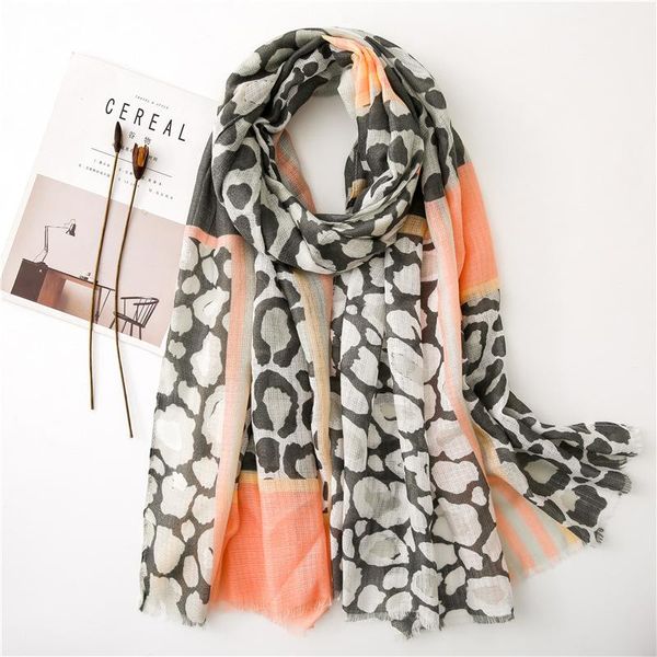 fashion leopard color matchingtassels blanket scarf lady silk scarves travel women cotton and linen beach shawl bandana, Blue;gray
fashion leopard color matchingtassels blanket scarf lady silk scarves travel women cotton and linen beach shawl bandana, Blue;gray