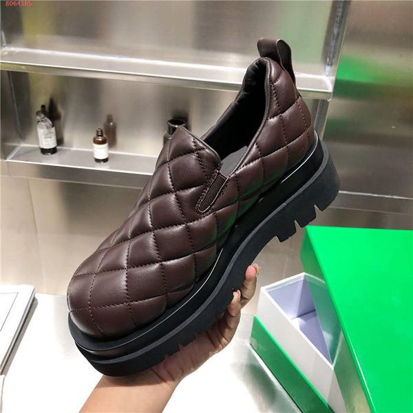 ladies latest style of casual leather shoes plaid lace nonslip wearresistant thicksoled loafersoriginal packaging, Black
ladies latest style of casual leather shoes plaid lace nonslip wearresistant thicksoled loafersoriginal packaging, Black