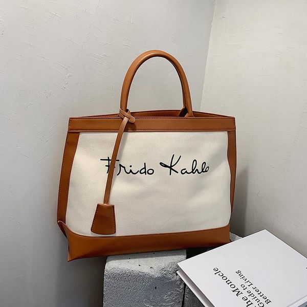 autumn versatile bag women's 2021 fashion new fashion portable messenger bag net red canvas one shoulder tote
autumn versatile bag women's 2021 fashion new fashion portable messenger bag net red canvas one shoulder tote