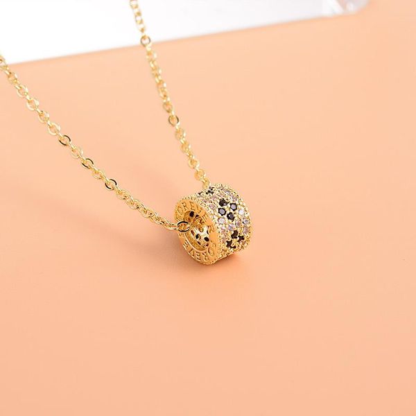 chains cylindrical hollow micro-inlaid full diamond necklace female online influencer personalized clavicle chain, Silver
chains cylindrical hollow micro-inlaid full diamond necklace female online influencer personalized clavicle chain, Silver