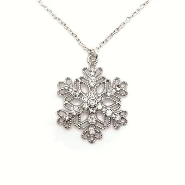 pendant necklaces 2021 rhinestone snowflake necklace christmas holiday gift women's winter manufacturer wholesale, Silver 
pendant necklaces 2021 rhinestone snowflake necklace christmas holiday gift women's winter manufacturer wholesale, Silver
